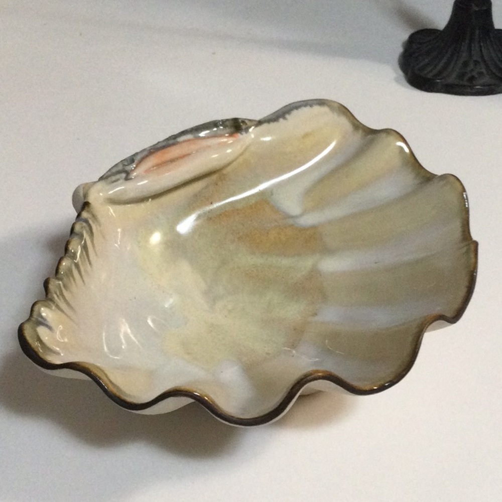 Mussels and More Pottery Bear Claw Shell